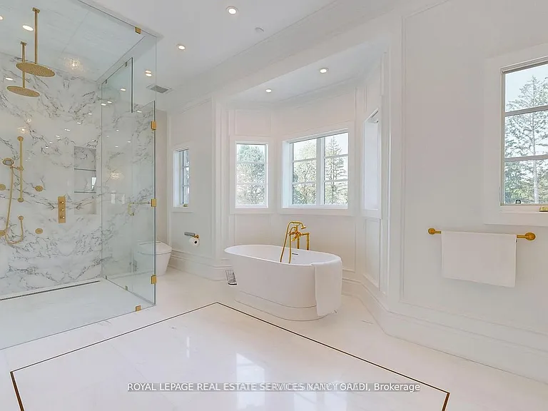 8 High Point Rd — Photo 20