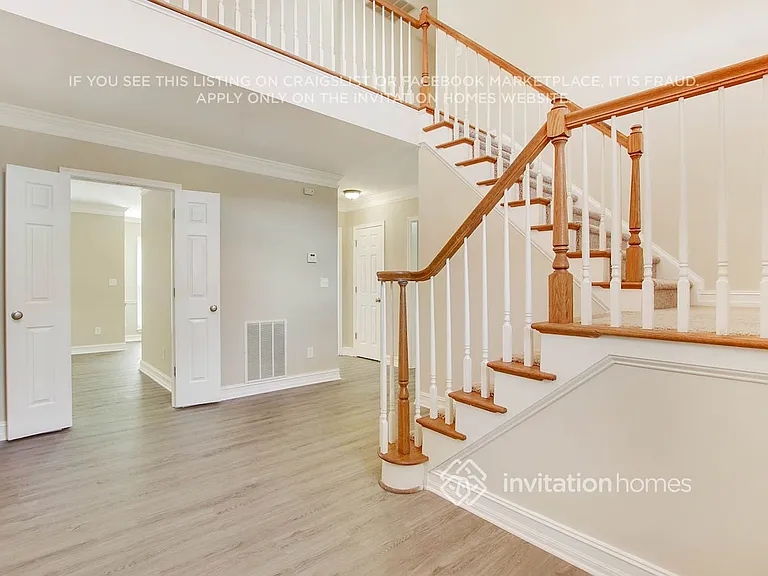 2234 Saluda Ln NW — Photo 2