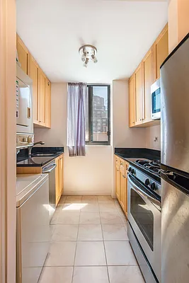 Sold by Brown Harris Stevens | media 10