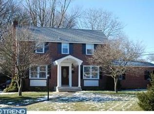 218 Indian Rock Dr, Springfield, PA 19064