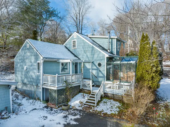 10 Spring Street, Bowdoinham, ME 04008