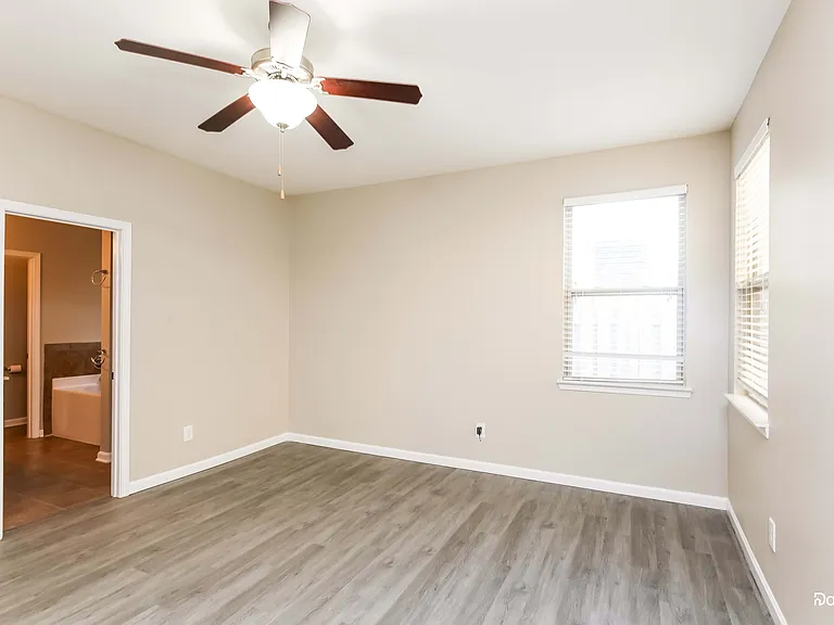 3847 Humber Ct — Photo 12