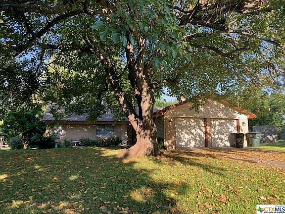 2nd image of 3406 Oakdale Dr