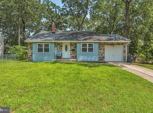 209 Sussex Dr, Lindenwold, NJ 08021