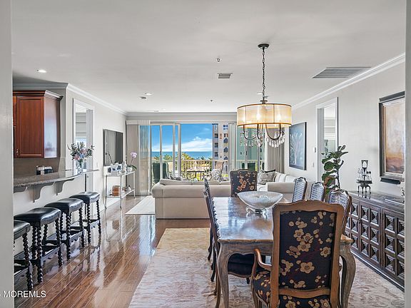 5th image of 432 Ocean Boulevard N #315