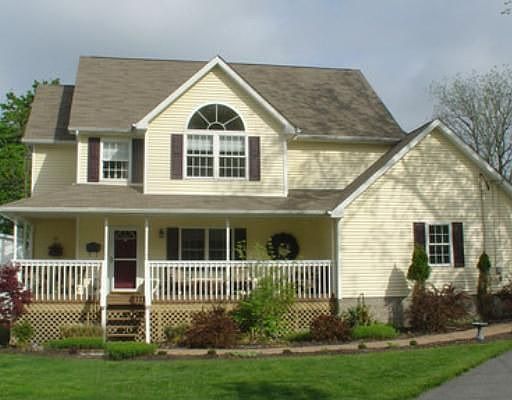 Front Porch Colonial