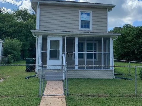 341 N 5th St, Suffolk, VA 23434