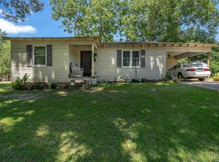 503 N Buchmeyer St, Overton, TX 75684