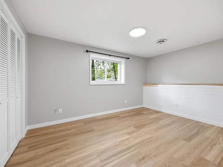 9992 Balsam Ln N — Photo 1