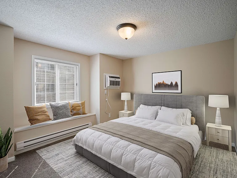 Somerset Oaks Apartments and Townhomes — Photo 9
