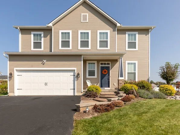 8502 Dorothys Garden Pl, Clay, NY 13041