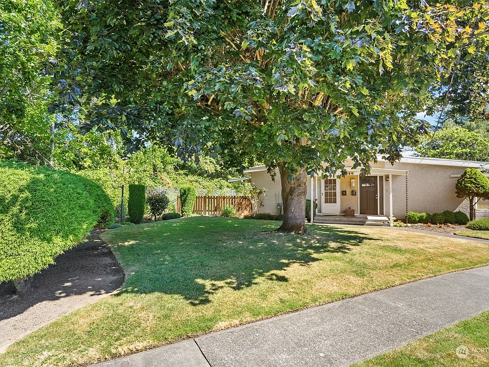 1st image of 349 7th Place SE APT 1