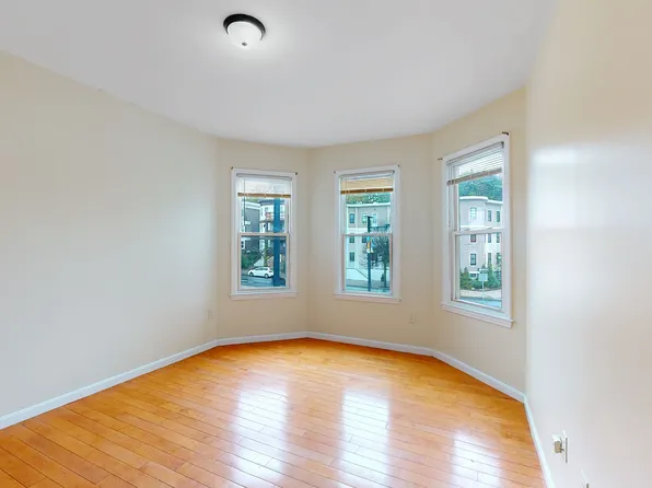 1458 Blue Hill Ave #22, Mattapan, MA 02126