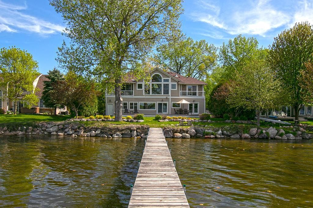 2365 Medicine Lake Blvd E, Plymouth, MN 55441 Zillow