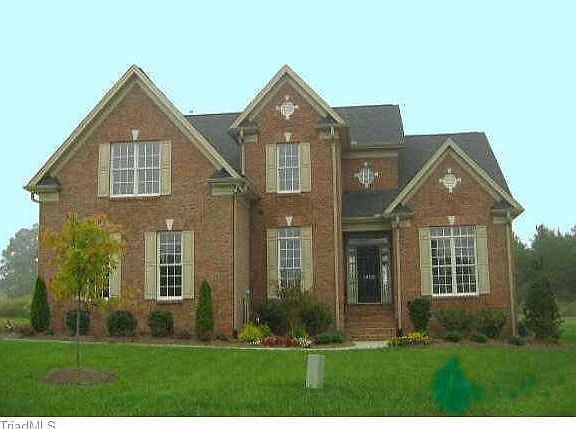 2nd image of 1902 Breeze Pointe