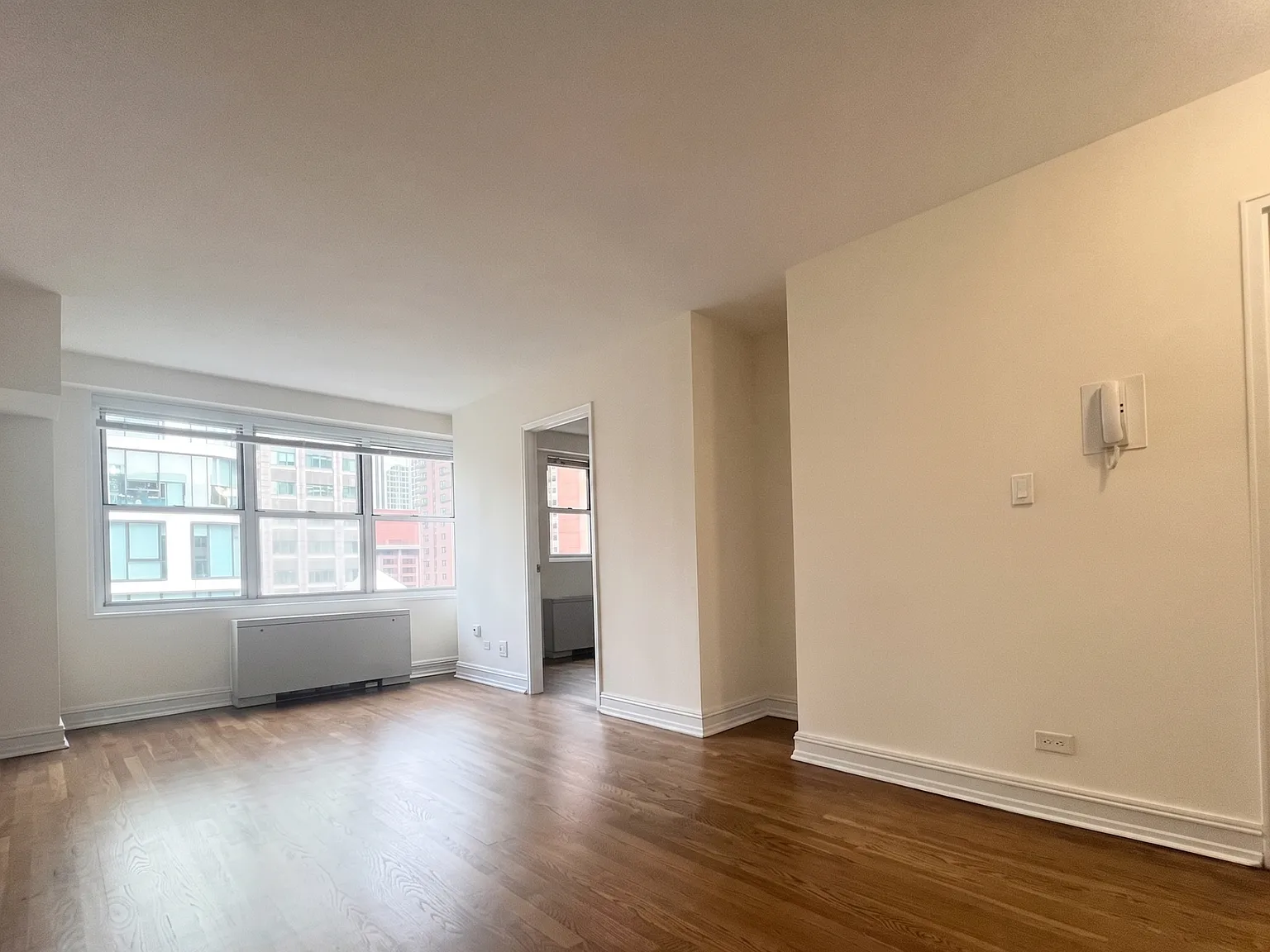 888 Eighth Avenue — Photo 1