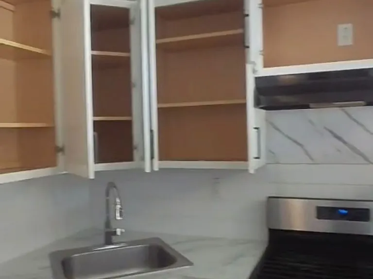 131 William St #1 — Photo 2