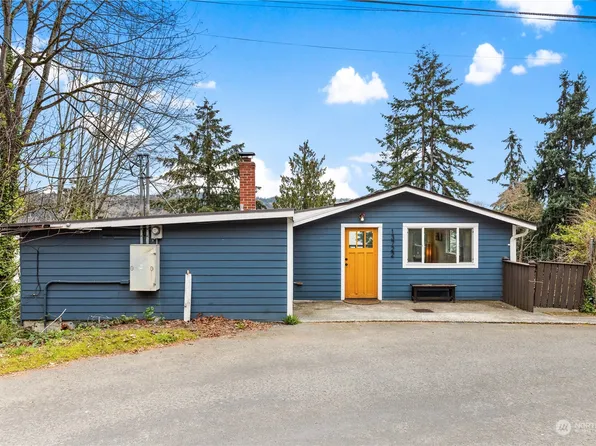 13722 42nd Avenue NE, Seattle, WA 98125