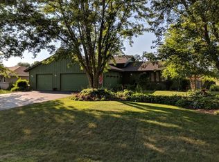 5132 Minns Dr, Machesney Park, IL