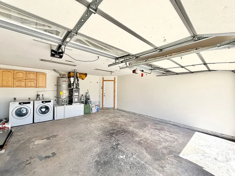 22988 Joaquin Ridge Dr — Photo 29