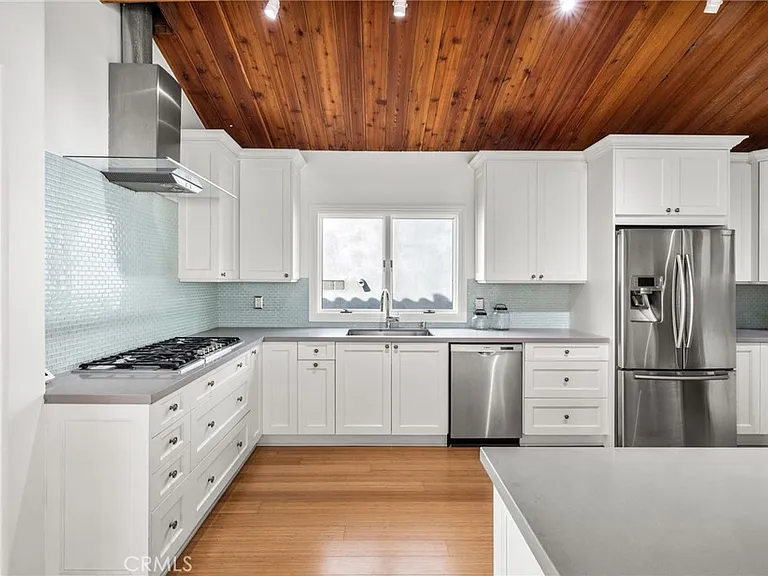 4104 Highland Ave — Photo 13