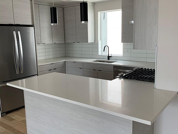 Quartz countertops