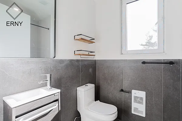 Rented by ERNY LLC | media 5