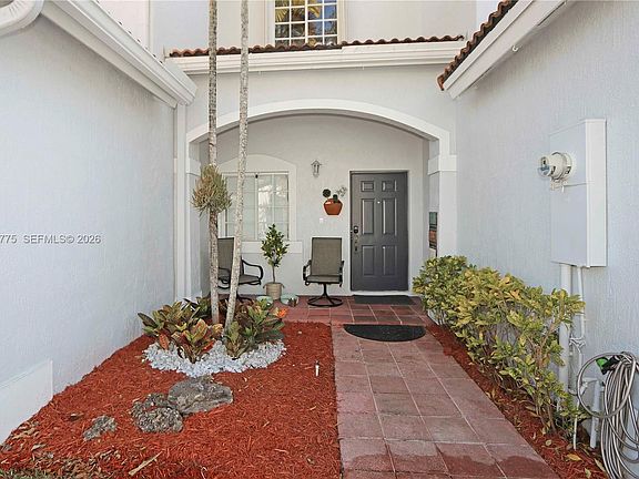 2nd image of 941 SW 148th Pl