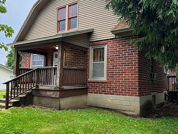 2nd image of 609 N Main St
