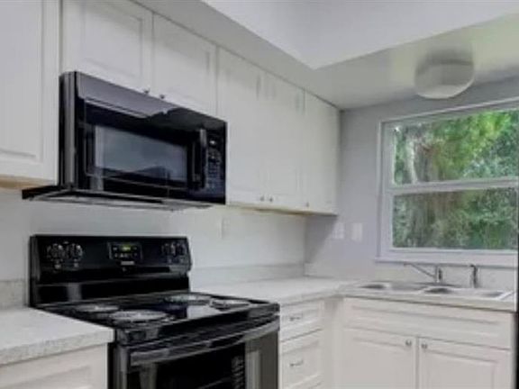 2nd image of 115 Glenn Ave NW #115