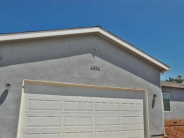 6886 Tower St — Photo 10