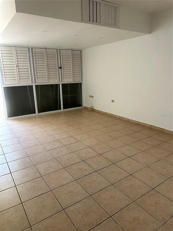 2 bed, 3.0 bath, $1,000 — Photo 4