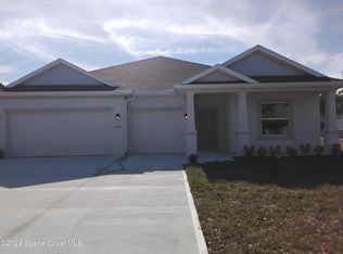 1694 Heartwellville St NW, Palm Bay, FL 32907