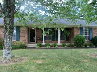 8139 Holly Crest Dr, Chattanooga, TN 37421