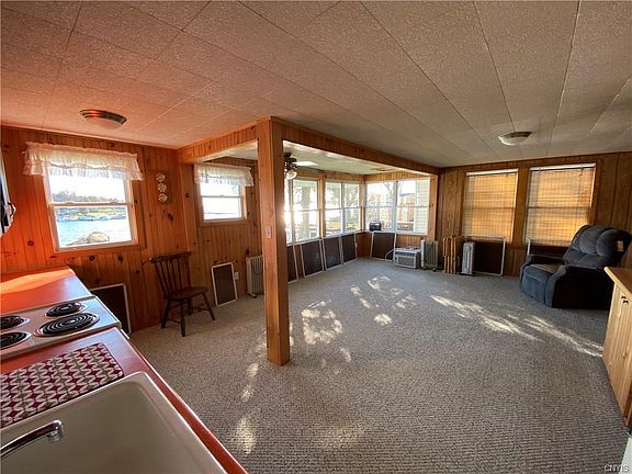 3rd image of 34631 Ross Ln