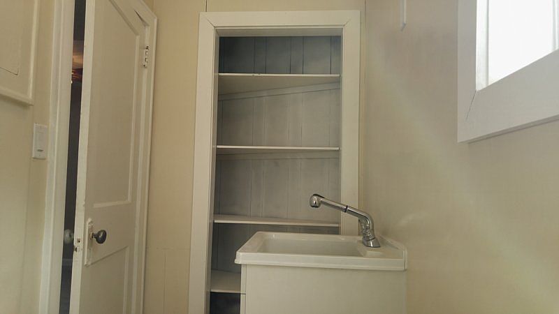 1st image of 5609 Pine Park St