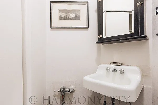 Rented by Harmonycity Corp. | media 41