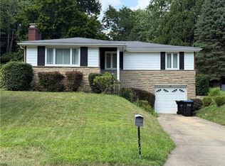 833 Saratoga Dr, Pittsburgh, PA