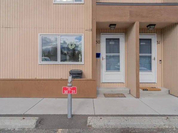 5000 Dartmouth Dr #30, Fairbanks, AK 99709