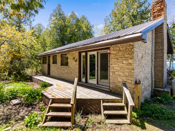 74 Parker Island Rd, Northern Bruce Peninsula, ON N0H 1W0