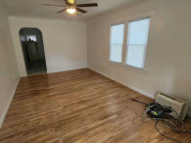 35838 Oregon Ave — Photo 4
