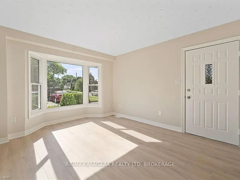 6344 Drummond Rd #1 — Photo 11