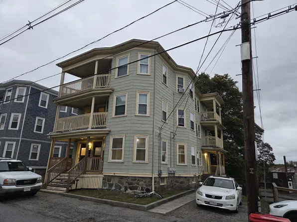 32-34 Hale St #1, Bridgewater, MA 02324
