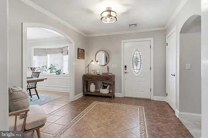 2348 Huckleberry Rd — Photo 4