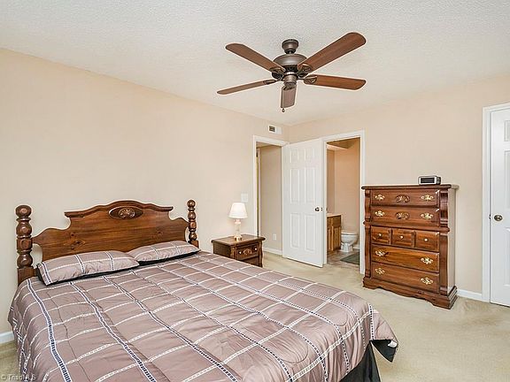 4th image of 702 Glendale Dr APT G
