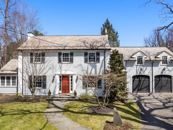 12 Graydale Cir, Newton, MA 02466
