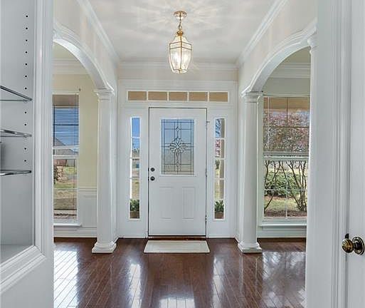 4th image of 213 Teche Dr