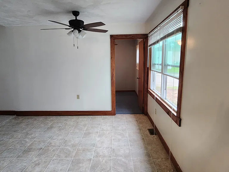 412 Main St #REAR — Photo 8