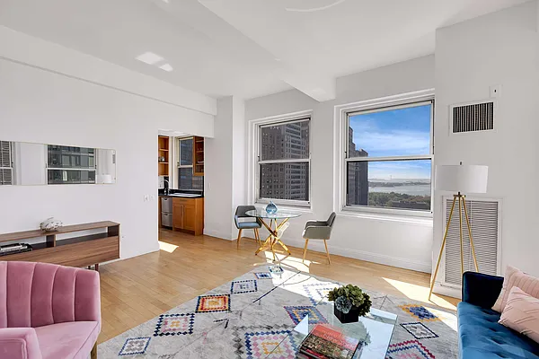 Sold by Compass | media 2