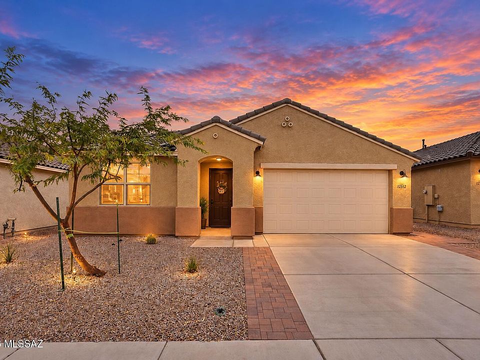 1st image of 12512 N Rihl Dr